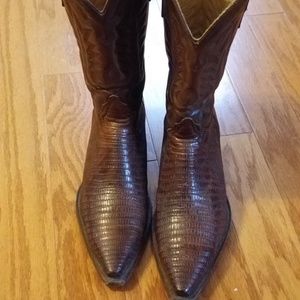 vintage snakeskin cowboy boots